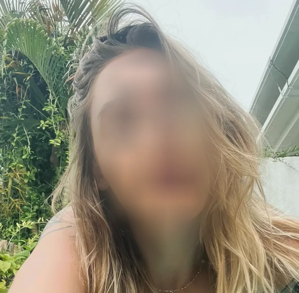 Anja, 26