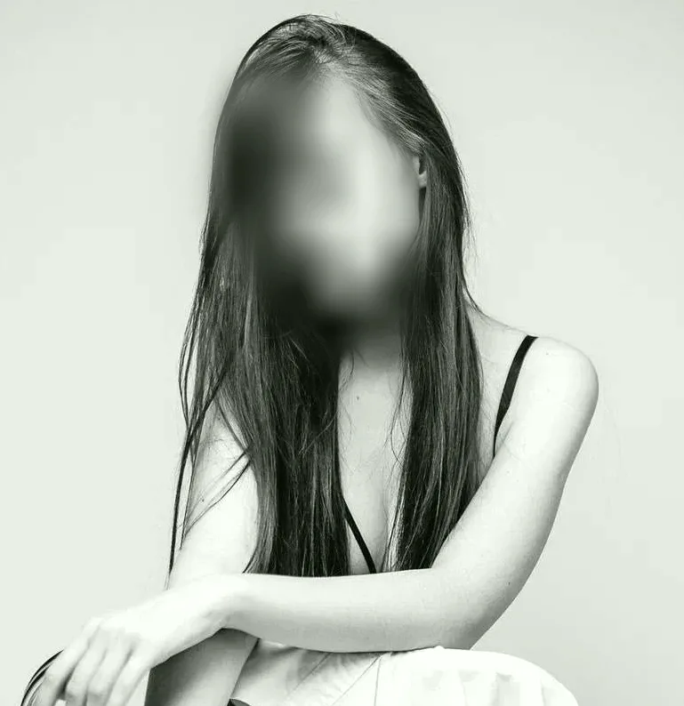 Fatma, 19