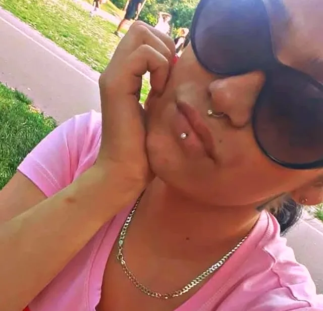 Katrin, 31