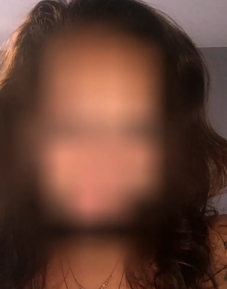 Leyla, 37