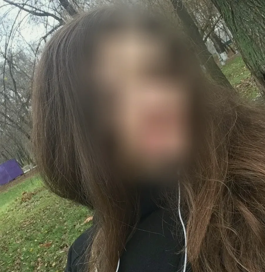 Luisa, 36