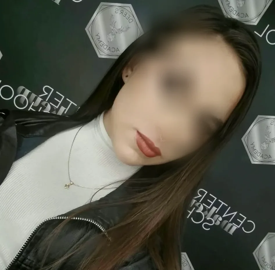 Melanie, 25